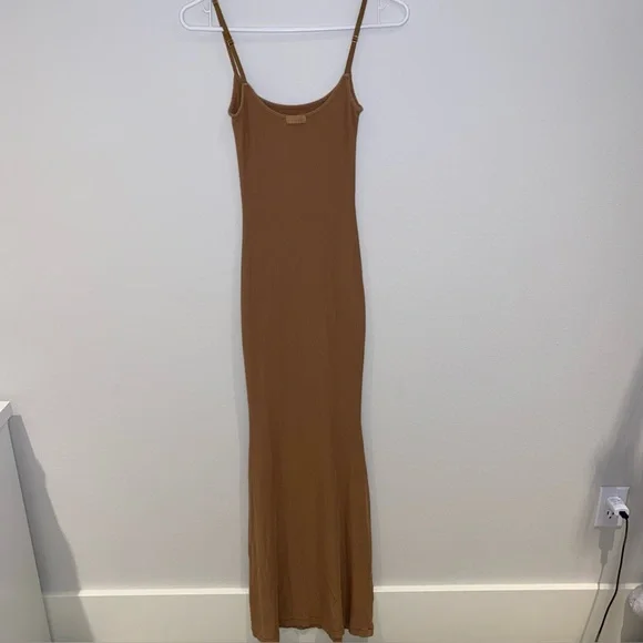 SKIMS Soft Lounge Ribbed Long Slip Dress Maxi Camel Caramel Size Small Stretchy - Picture 3 of 8